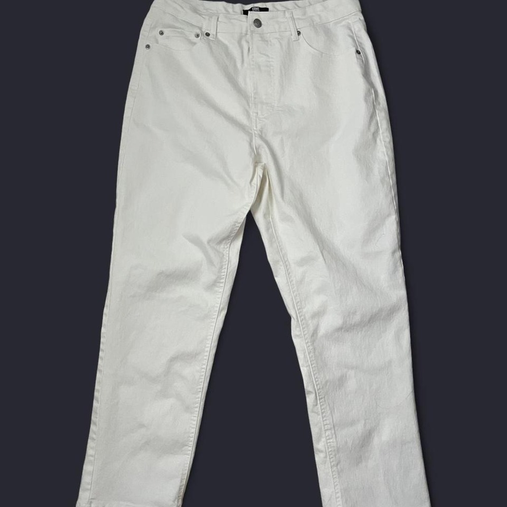 WHITE STRAIGHT LEG FRYE JEANS